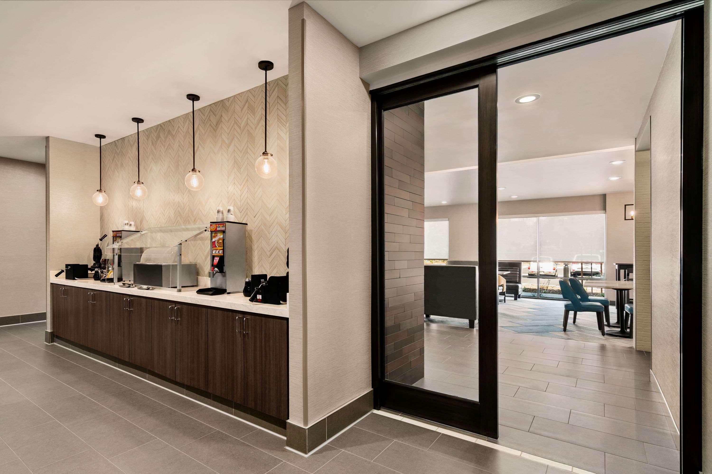 La Quinta Inn & Suites By Wyndham San Bernardino Bagian luar foto